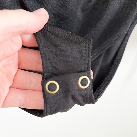 House of Harlow x Revolve Satin Leopard Print Off the Shoulder Bodysuit XS - Picture 10 of 12